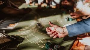 লাকি ফিনিক্স গাইডের উজ্জ্বল মোবাইল দৃশ্য